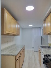 12 Shrewsbury Green Dr in Shrewsbury, MA - Foto de edificio - Building Photo