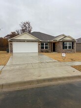 1660 Ryder St in Conway, AR - Foto de edificio - Building Photo