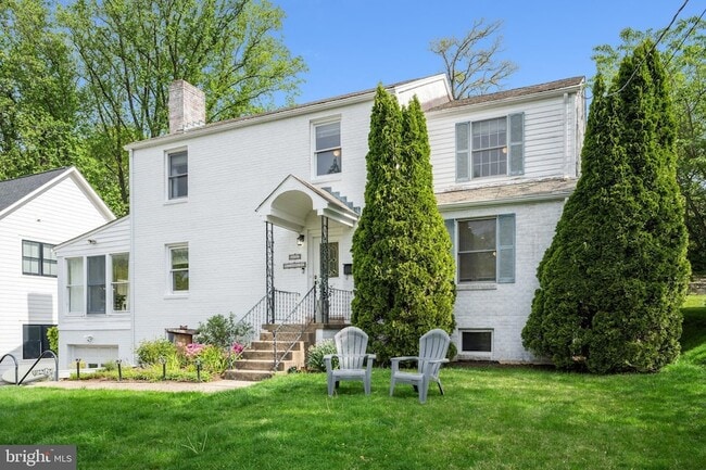 property at 6023 Walhonding Rd