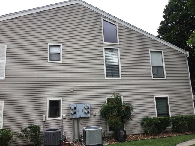 176 April Point Dr N in Montgomery, TX - Building Photo - Building Photo