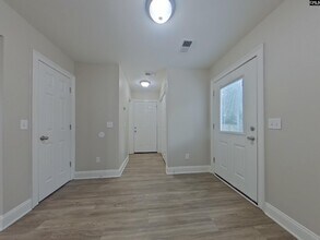 248 Loop Rd in West Columbia, SC - Building Photo - Building Photo