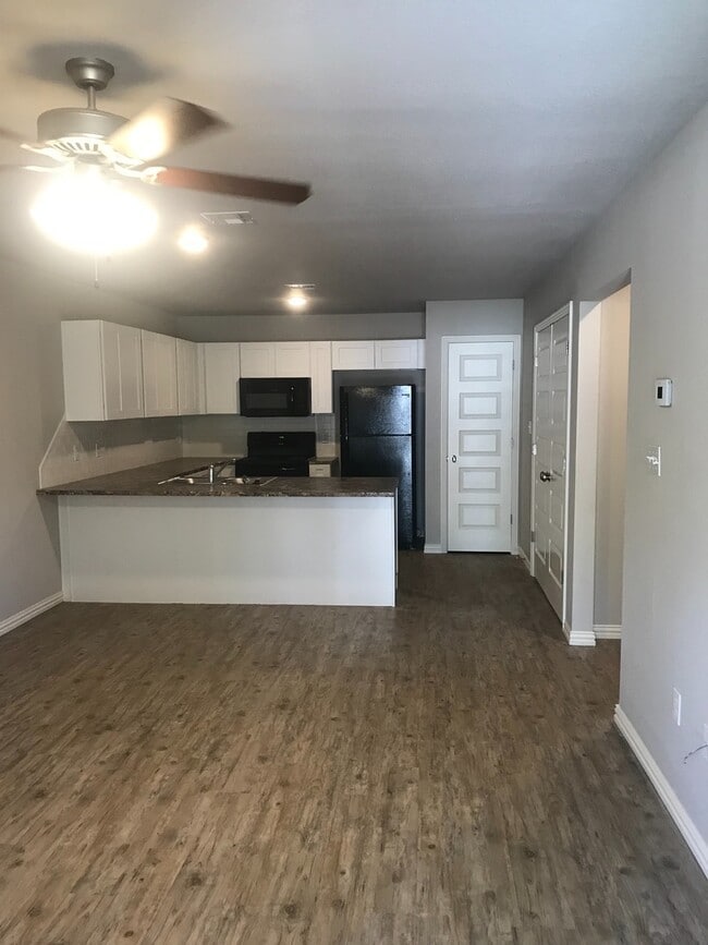 property at 1212 Ozier St