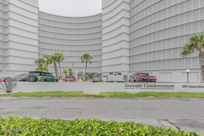 1601 Ocean Dr S in Jacksonville Beach, FL - Building Photo - Building Photo