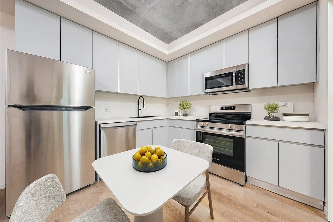 4720 Third Ave in Bronx, NY - Building Photo