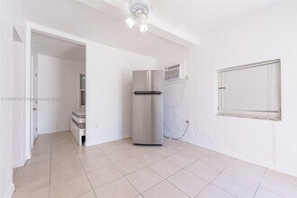 528 SW 21st Ave-Unit -A in Miami, FL - Building Photo - Building Photo