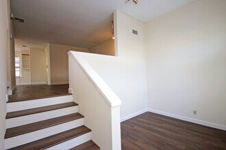 416 N Bushnell Ave, Unit F in Alhambra, CA - Building Photo - Building Photo