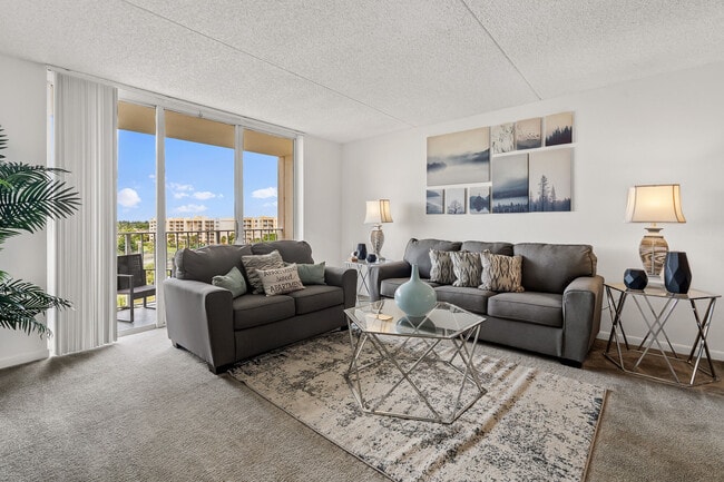 Tennis Towers Apartments