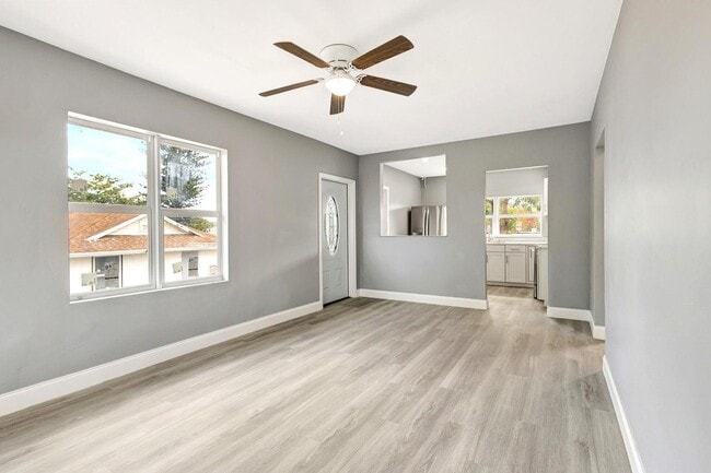 3708 Roseland Dr in West Palm Beach, FL - Building Photo - Building Photo