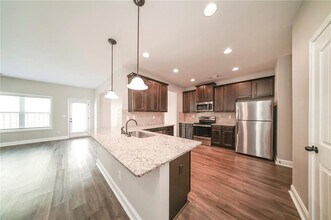 2194 Bridgewater Pass in Hampton, GA - Building Photo - Building Photo