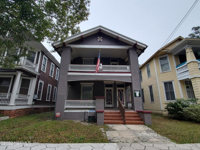 1427 Silver St in Jacksonville, FL - Foto de edificio - Building Photo