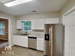 7423 Rena Mae Ln in Charlotte, NC - Building Photo - Building Photo