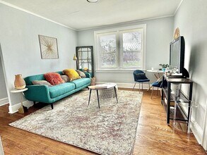 4932 Lindenwood Ave in St. Louis, MO - Building Photo - Building Photo