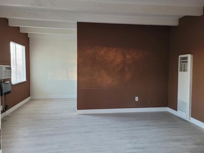 411 S 11th St in Las Vegas, NV - Building Photo - Building Photo
