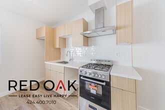 6626 Darby Ave, Unit 9 in Los Angeles, CA - Building Photo - Building Photo