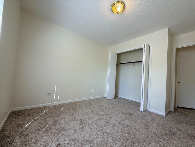 property at 1367 Gentle Bend Dr