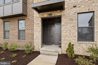 10007 Ruffian Wy in Laurel, MD - Building Photo - Building Photo