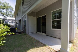 111 Pendleton Place Way in Pendleton, SC - Building Photo