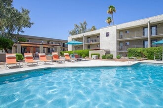 Arcadia 30 in Phoenix, AZ - Foto de edificio - Building Photo