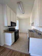 Thornburn Apartments in Los Angeles, CA - Building Photo - Building Photo