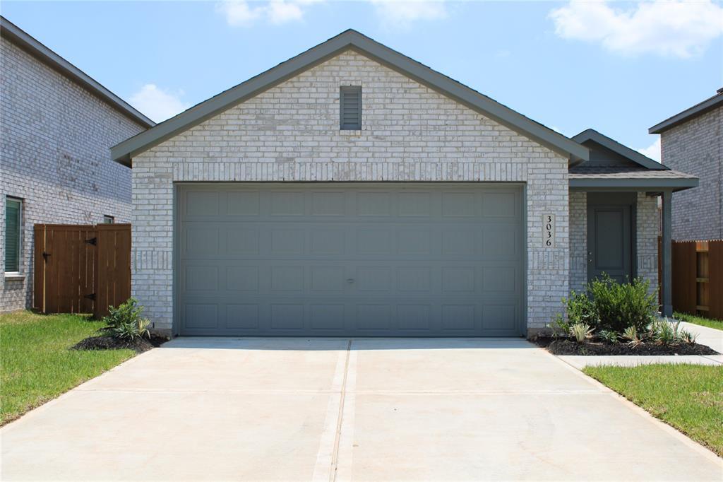 3036 Dawn Sound Dr in Park Row, TX - Building Photo