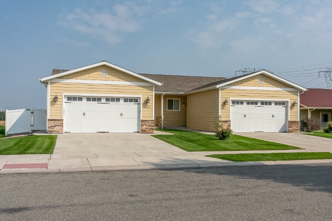443 Mountain Vista Way in Kalispell, MT - Building Photo - Building Photo
