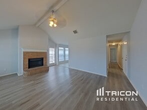 9961 Peregrine Trail in Fort Worth, TX - Building Photo - Building Photo