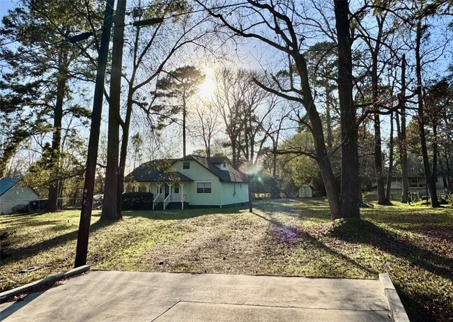 504 Timber Bay Dr in Trinity, TX - Building Photo - Building Photo