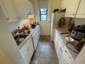 285 St Paul St in Brookline, MA - Building Photo - Building Photo