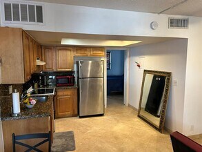 510 NE 17th Ave in Fort Lauderdale, FL - Building Photo - Building Photo