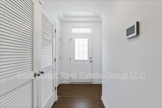 19 Melsonby Dr in Bunker Hill, WV - Building Photo - Building Photo