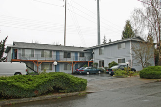 1830 SE Linn St in Portland, OR - Building Photo - Building Photo