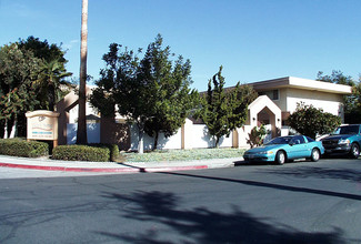 WindSong Apartments in San Diego, CA - Building Photo - Building Photo