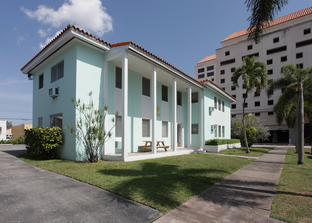 Marko Terrace in Coral Gables, FL - Building Photo