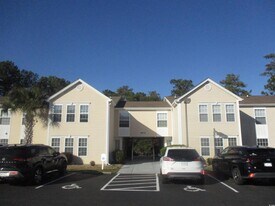 8545 Hopkins Cir in Myrtle Beach, SC - Building Photo