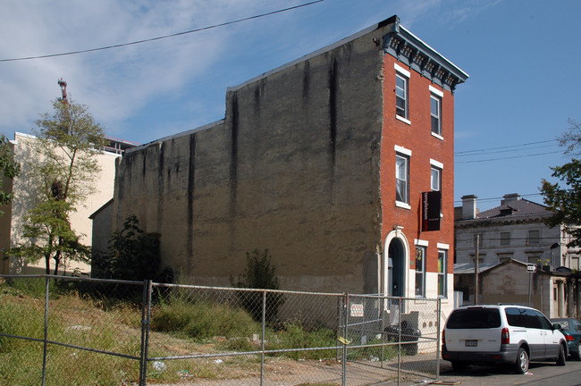 1403 Jefferson Unit #1 in Philadelphia, PA - Building Photo - Building Photo