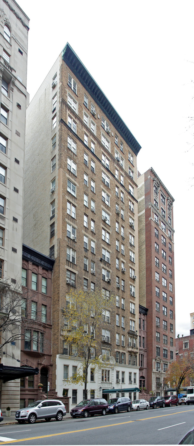 607 West End Ave in New York, NY - Building Photo - Building Photo