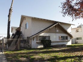 662 Karesh Ave Apartments