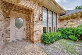6905 Chevy Chase Ave in Dallas, TX - Foto de edificio - Building Photo