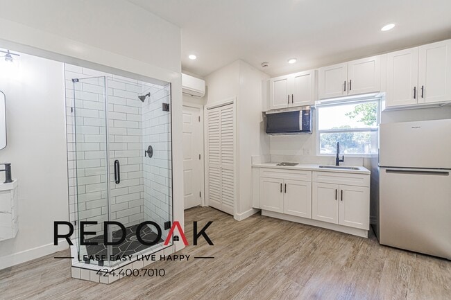 property at 4238 Lindblade Dr