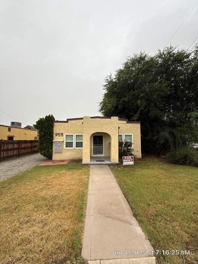 property at 955 W C St