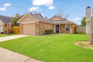 11514 Gullwood Dr in Houston, TX - Building Photo