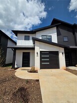 1110 Emilia Ave in Lowell, AR - Building Photo