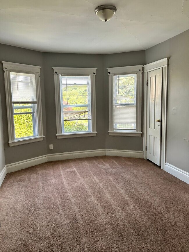 1538 St Paul St-Unit -1540 St Paul in Rochester, NY - Building Photo - Building Photo