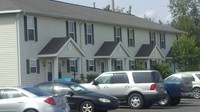 Pine Lake Village Apartments in Newaygo, MI - Foto de edificio - Building Photo