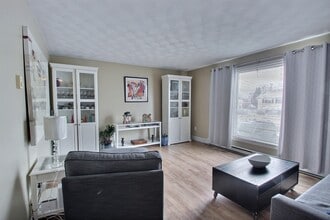 34 Meadowdale Dr in Moncton, NB - Building Photo - Building Photo