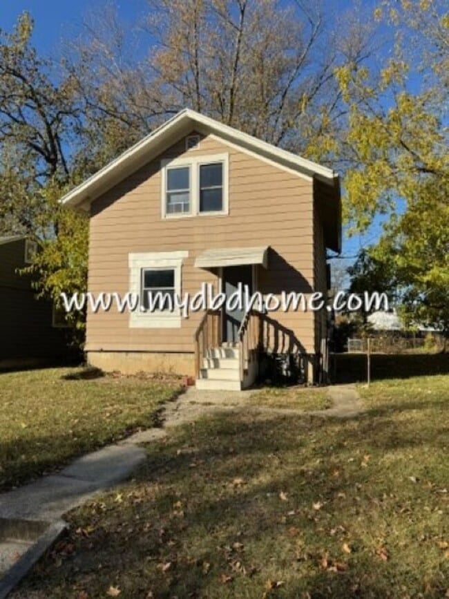 property at 4316 Warsaw St