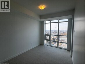 461 Green Rd in Hamilton, ON - Building Photo - Building Photo