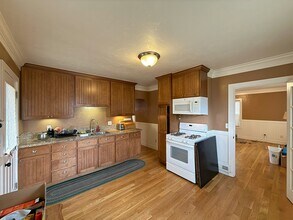 240 S Main St in Pleasant Grove, UT - Building Photo - Building Photo