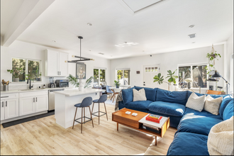 6029 Eleanor Ave, Unit Main in Los Angeles, CA - Building Photo - Building Photo