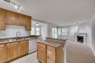 20320 Bothell Everett Hwy in Bothell, WA - Building Photo - Building Photo